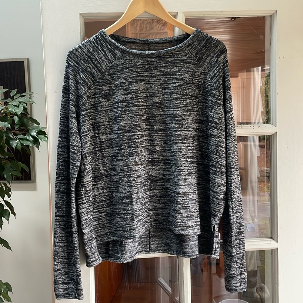 Rag & Bone Hudson Long Sleeve Top, size Small in a relaxed fit jersey style.